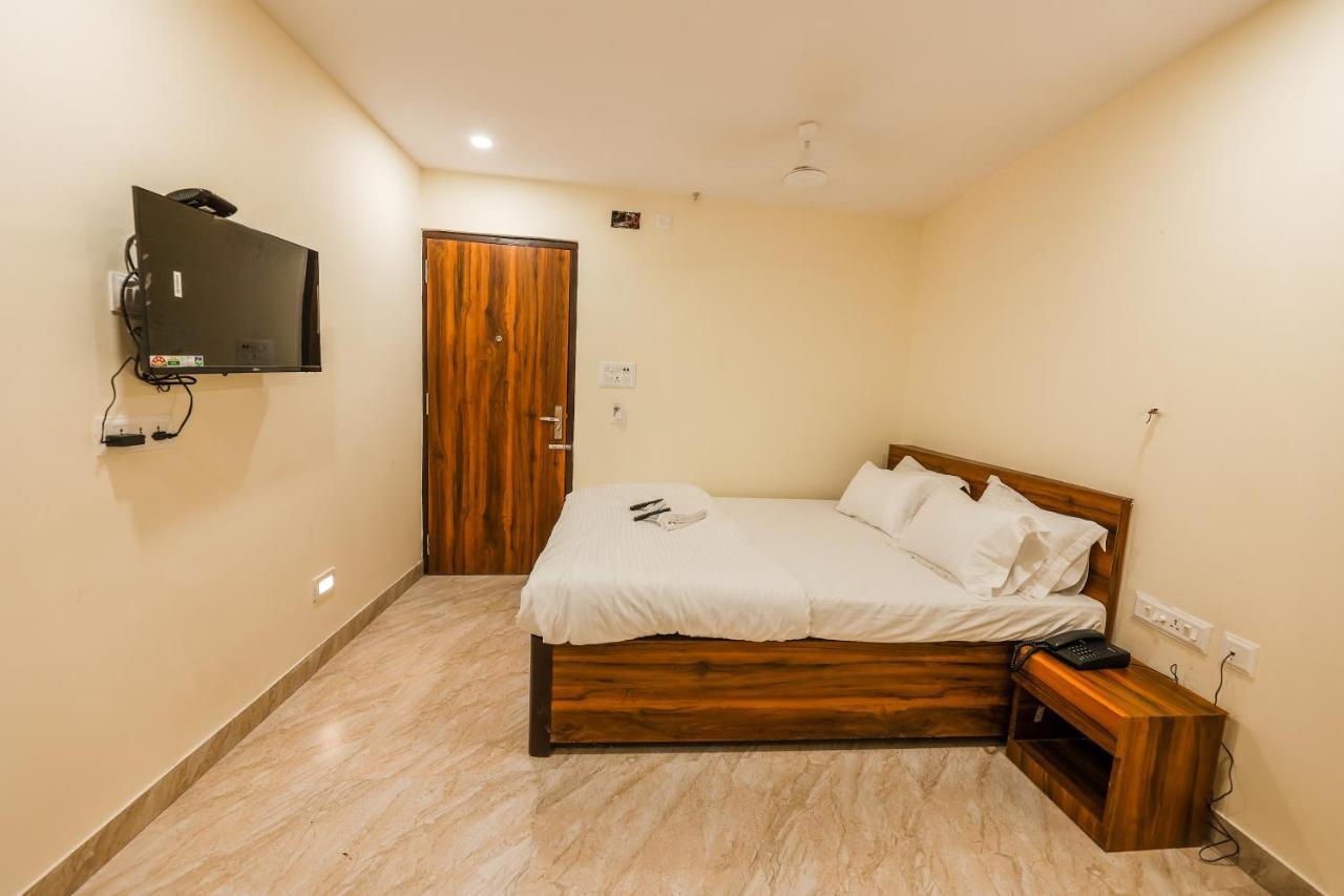 Hotel Holiday Express Kalkuta Zewnętrze zdjęcie
