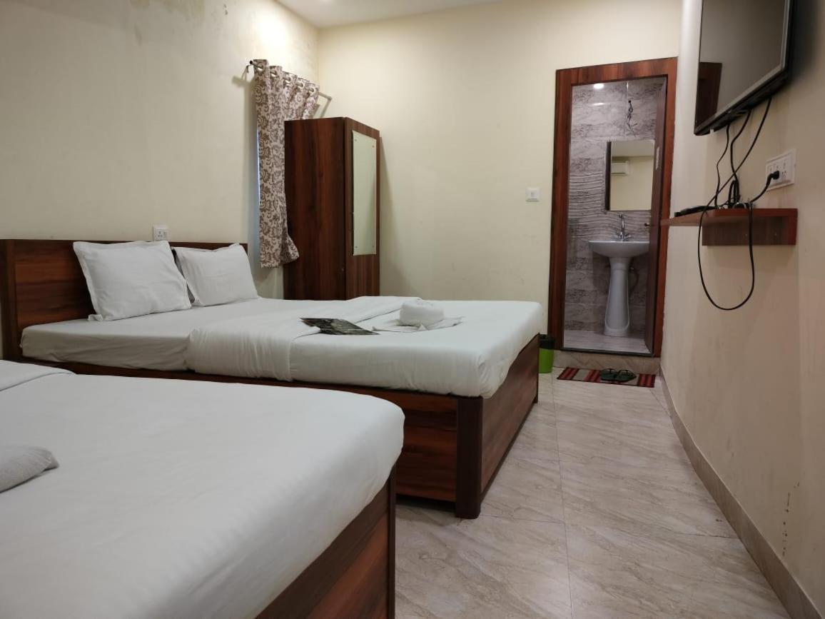 Hotel Holiday Express Kalkuta Zewnętrze zdjęcie