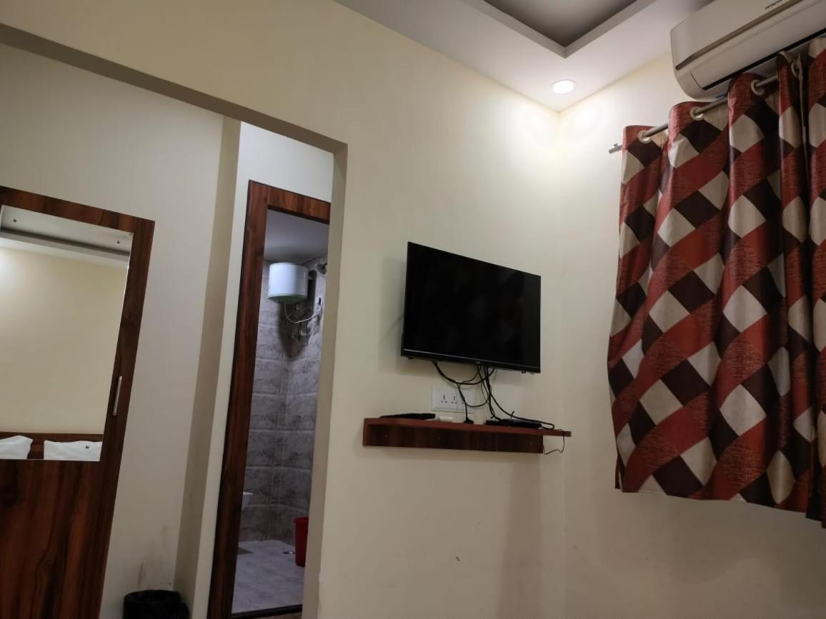 Hotel Holiday Express Kalkuta Zewnętrze zdjęcie