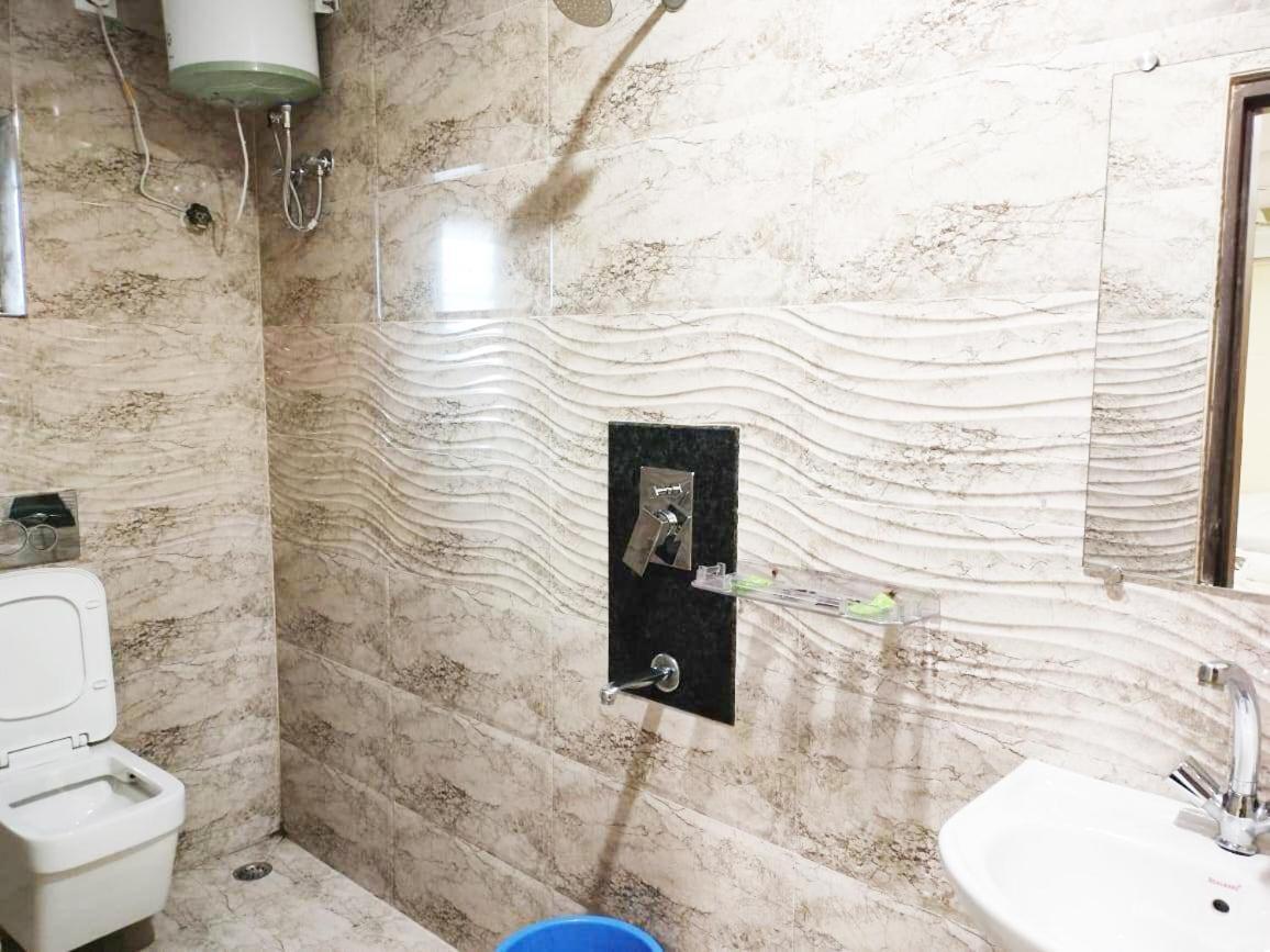 Hotel Holiday Express Kalkuta Zewnętrze zdjęcie
