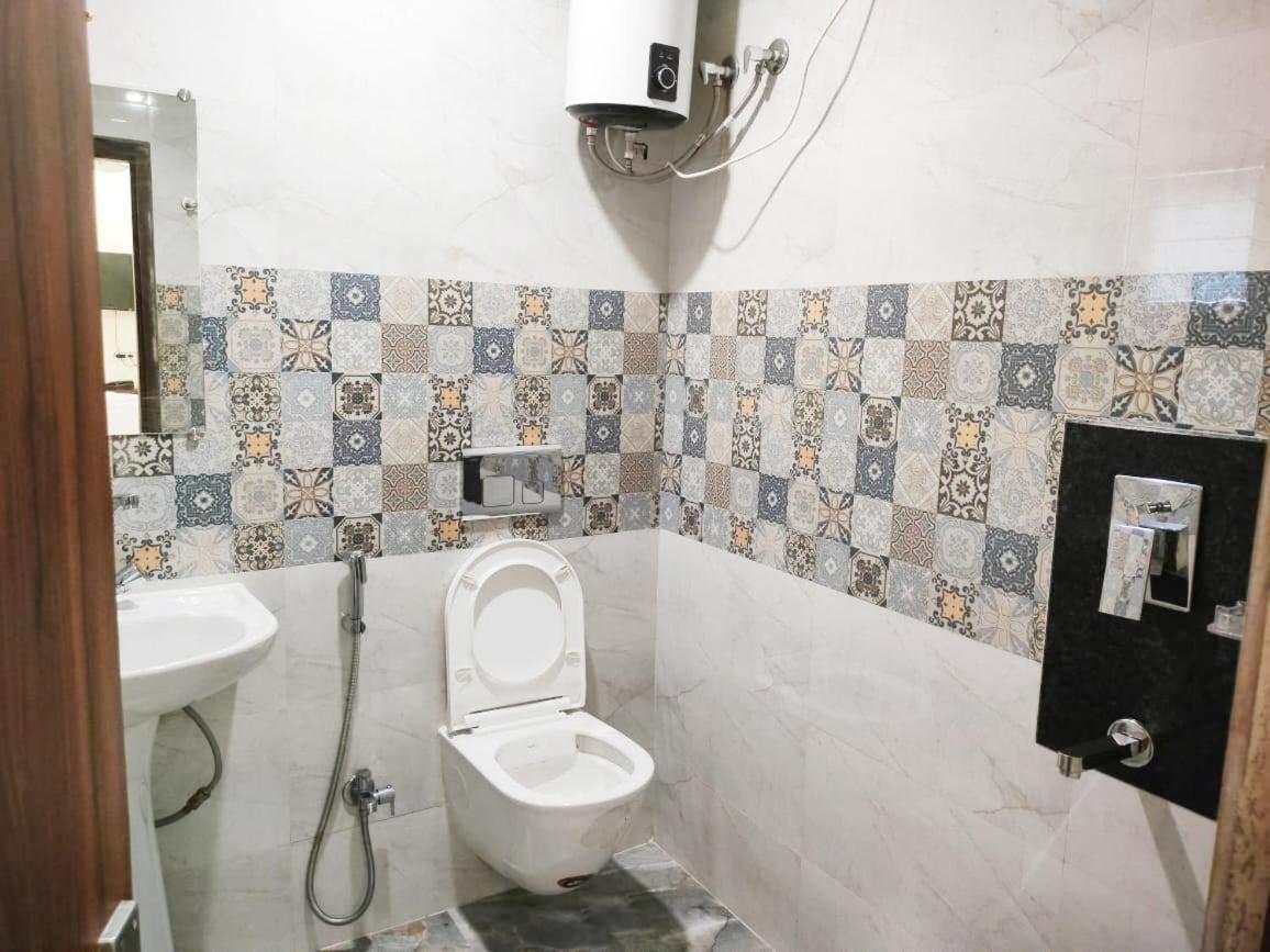 Hotel Holiday Express Kalkuta Zewnętrze zdjęcie