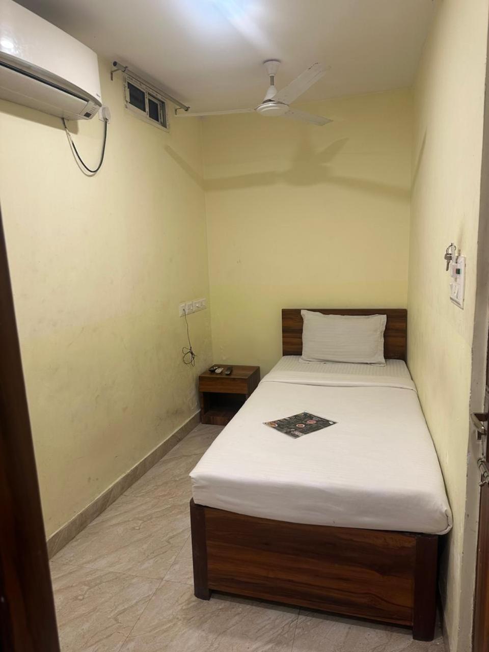 Hotel Holiday Express Kalkuta Zewnętrze zdjęcie