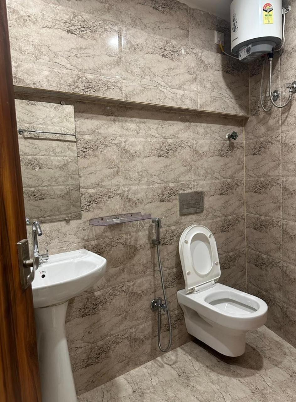 Hotel Holiday Express Kalkuta Zewnętrze zdjęcie